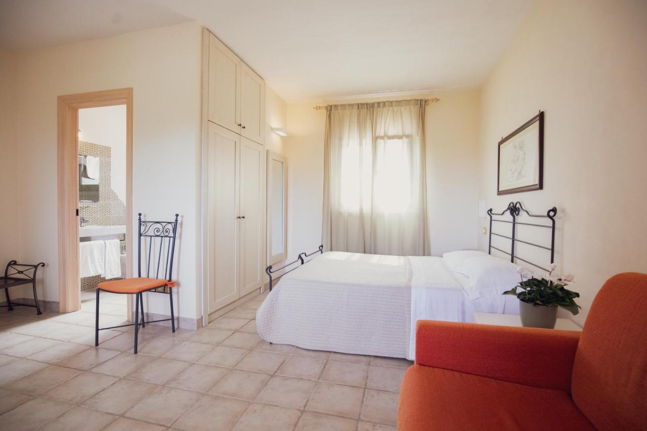 Corte Di Ferro Hotel & Wellness Resort Carovigno Buitenkant foto