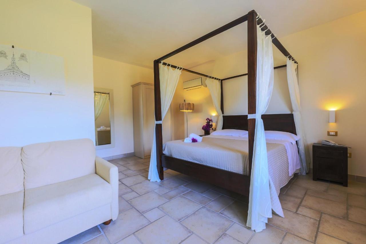 Corte Di Ferro Hotel & Wellness Resort Carovigno Buitenkant foto